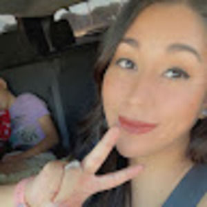 Meet your Posher, Corina